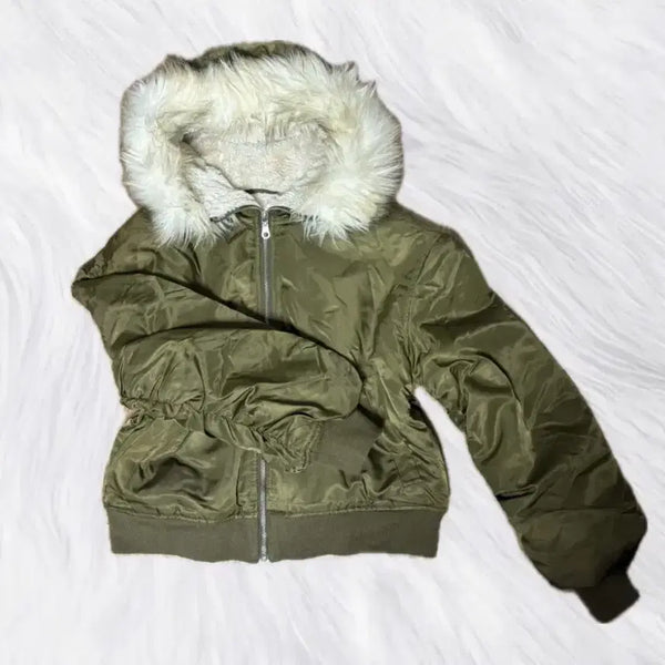 [BUNJANG] Khaki Fur Hooded Bomber Short Padding Jacket / 카키 퍼 후드 항공점퍼 숏패딩 y2k 와투케 갸루 펑크 후루이 큐빈 와이즈걸 shop502 노드네피아 데스라이즈 아케호무666 페페