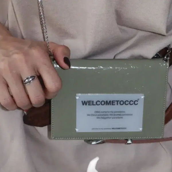 [BUNJANG] WELCOMETOCCC Enamel Genuine Leather Mini Bag - Black / 천연 에나멜 소가죽 미니백 WELCOMETOCCC 블랙