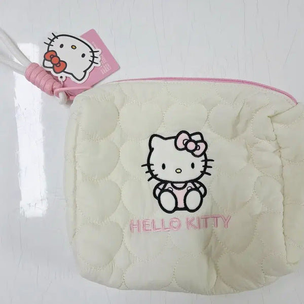 [BUNJANG] Hello Kitty White Quilting Pouch (New) / 헬로키티 화이트 퀼팅 파우치 (새상품)