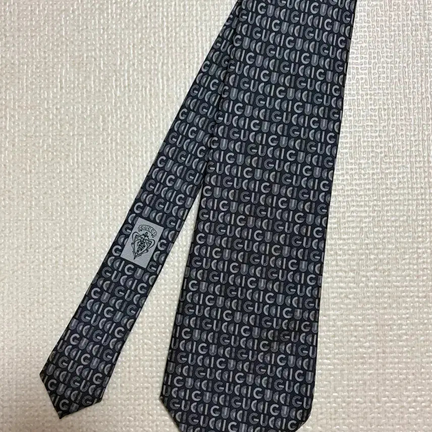 [BUNJANG] Gucci Silk Necktie / 구찌 넥타이 (사용감 없음)