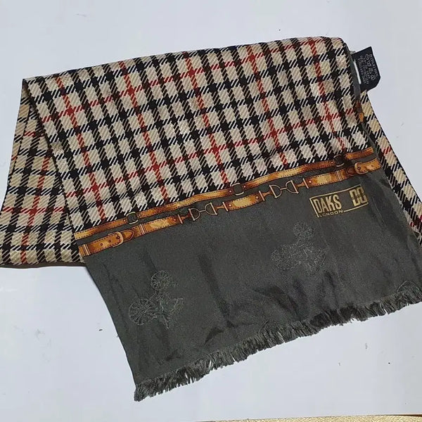 [BUNJANG] DAKS Nova Check 100% Silk Reversible Men's Muffler / DAKS 닥스 노바체크 실크100% 남성용 양면 머플러 칭찬은고래도춤추게