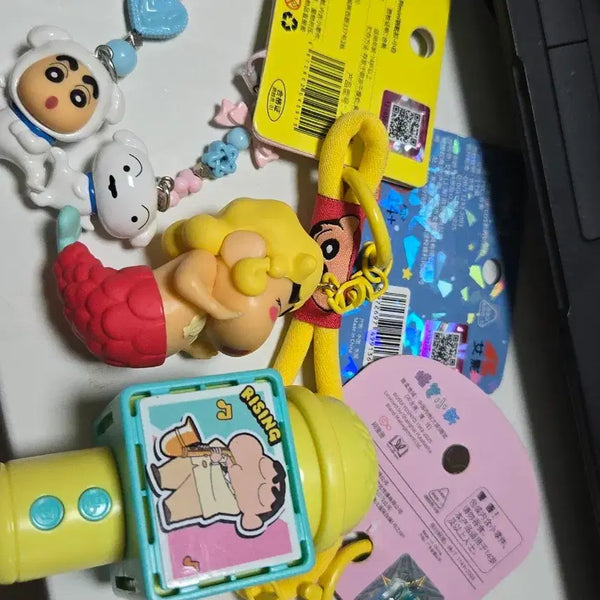 [BUNJANG] Crayon Shin-chan Keychain Bundle / 짱구 키링 일괄