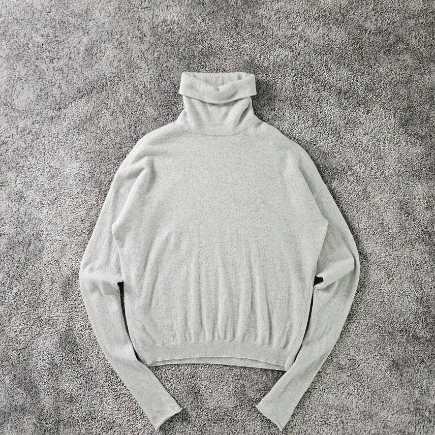 [BUNJANG] COS Cashmere Long Sleeve Turtleneck Sweater / COS 캐시미어 긴팔 터틀넥