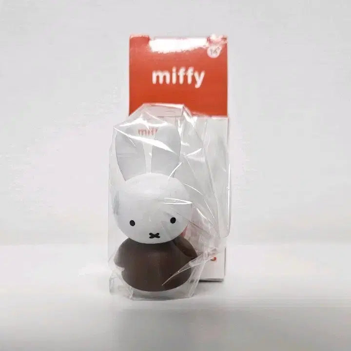 [BUNJANG] Miffy Brown Mini Standing Figure / 미피 미니피규어 브라운 스탠딩 피규어