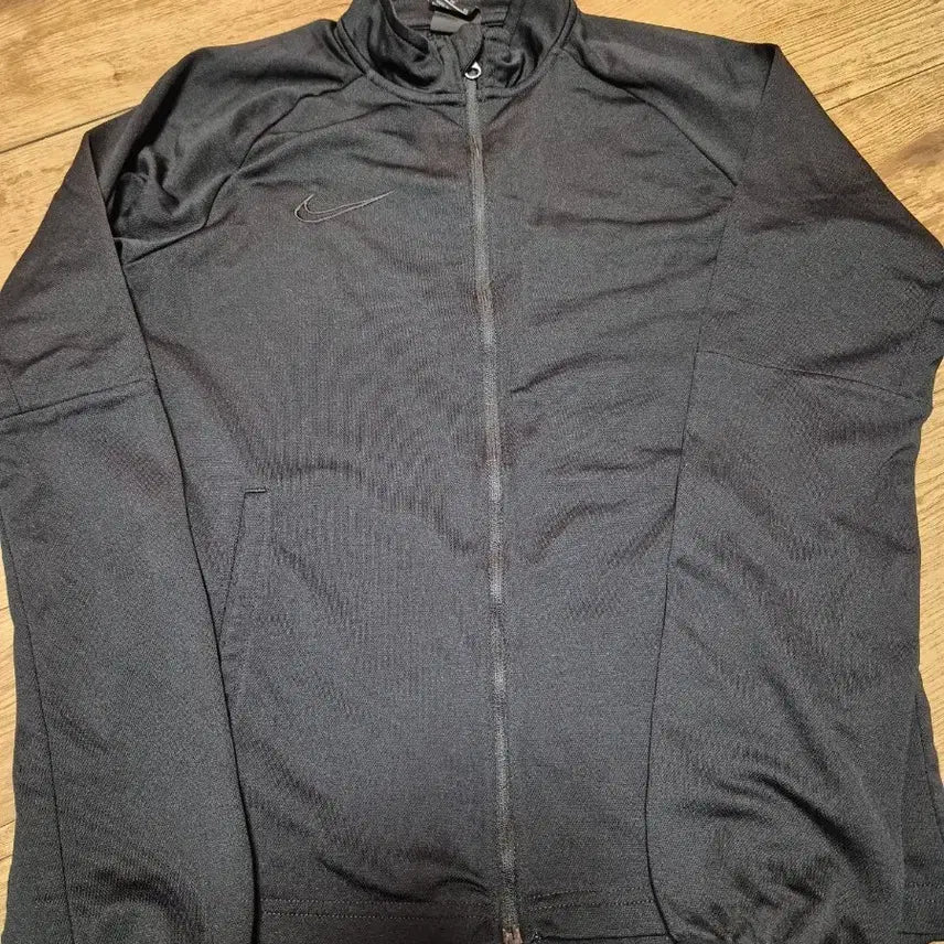 [BUNJANG] Nike Black Zip-Up Jacket / 나이키 블랙 집업 자켓