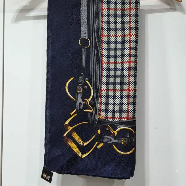 [BUNJANG] Daks 100% Silk Scarf / 닥스 실크 100%스카프/정사각 83