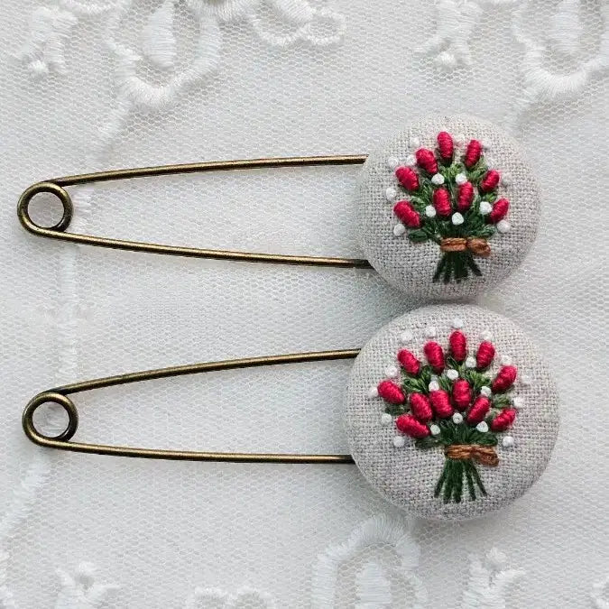 [BUNJANG] Antique French Embroidery Pin / 프랑스자수 앤틱 옷핀_개당(브로치로 변경 가능)