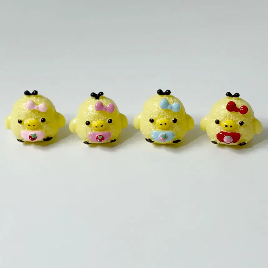 [BUNJANG] Miniature Kitty Chick Set (4 Types) / 미니어쳐 키티 병아리 4종