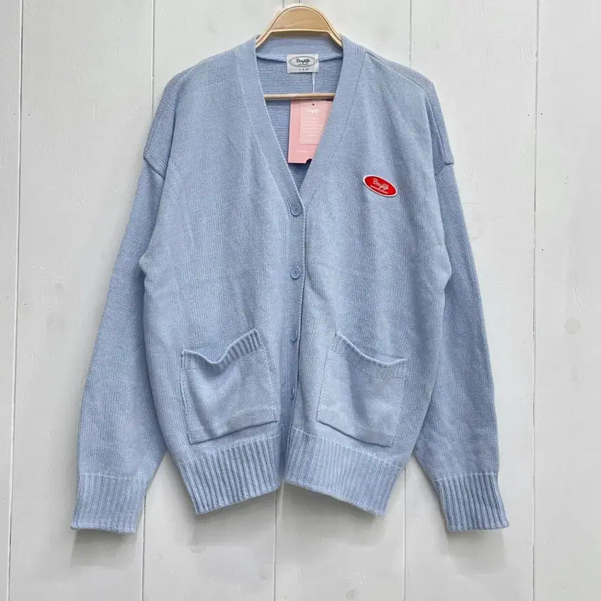 [BUNJANG] Daylife Small Logo Knit Cardigan / 데이라이프(Daylife) 스몰 로고 니트 가디건