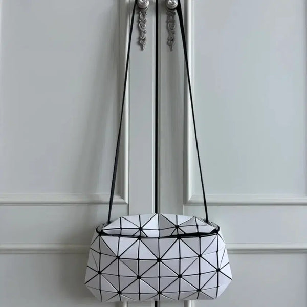 [BUNJANG] Bao Bao Crossbody Bag White / (정품) 바오바오 크로스백
