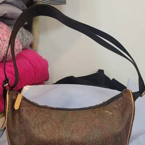 [BUNJANG] Vintage Pattern Shoulder Bag Brown / 빈티지 패턴 숄더백 브라운