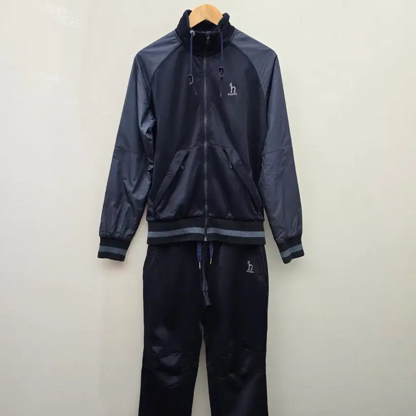 [BUNJANG] Hazzys Golf Men's Training/Golf Zip-up Set (Size 95) / 헤지스 골프(HAZZYS GOLF) 남성 트레이닝/골프 집업 세트 (95 사이즈)
