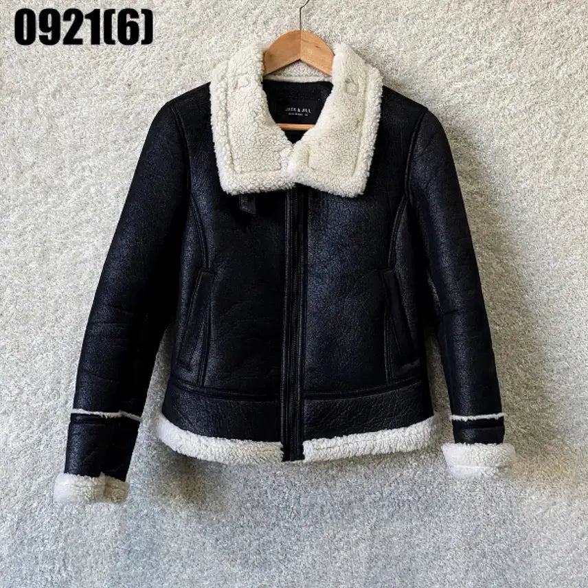 [BUNJANG] J&J Black Rider Jacket Fur Collar / 잭앤질 블랙 라이더 재킷 포켓 퍼카라 무스탕 90 0921