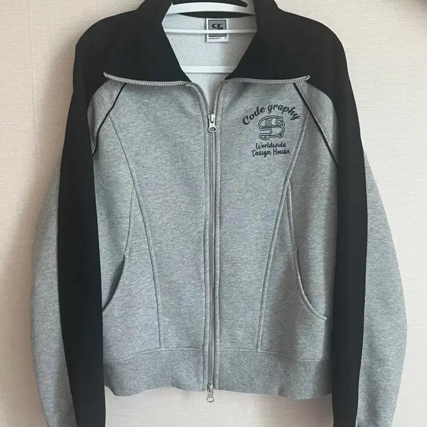 [BUNJANG] CGP Zip-Up Color-Block Cardigan / CGP 집업 카라 배색 무채색