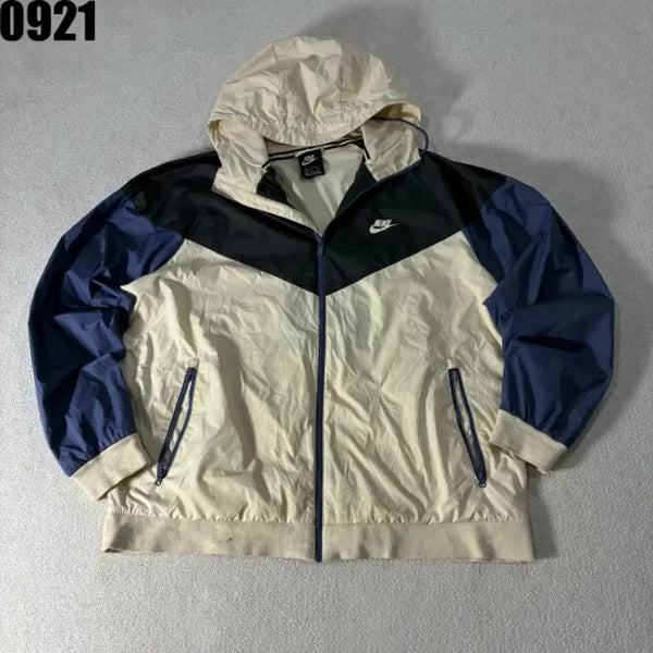 [BUNJANG] Nike Windrunner Windbreaker Jacket Size 110 / 나이키 윈드러너 바람막이 자켓 110