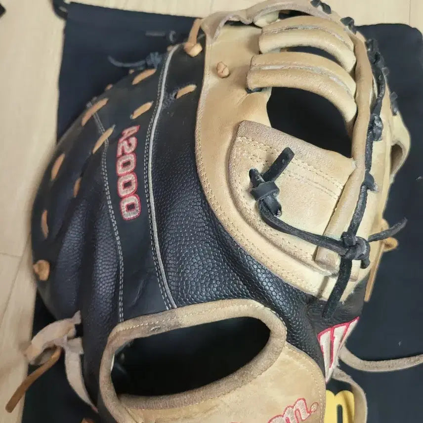 [BUNJANG] Wilson A2000 1B Mitt & Catcher's Mitt Bundle Set / 1루미트 포수미트 일괄