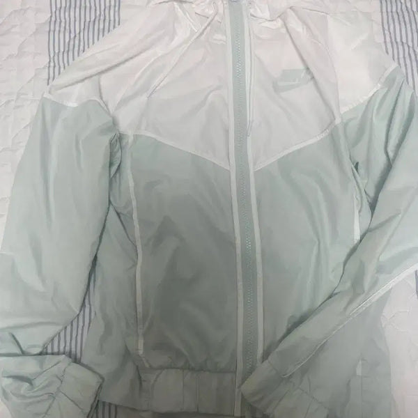 [BUNJANG] Nike Mint Windbreaker / 나이키 민트 바람막이