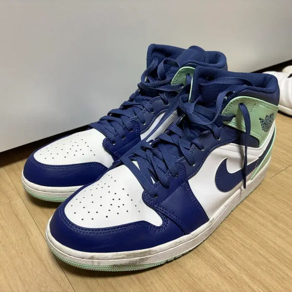 [BUNJANG] Jordan 1 Mid Mint - Size 300 / (사이즈 300) 조던 1 미드 민트