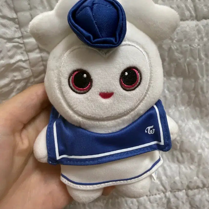 [BUNJANG] TWICE Dahyun "Lovey" Doll Keychain / 트와이스 라부리 다현 인형 키링