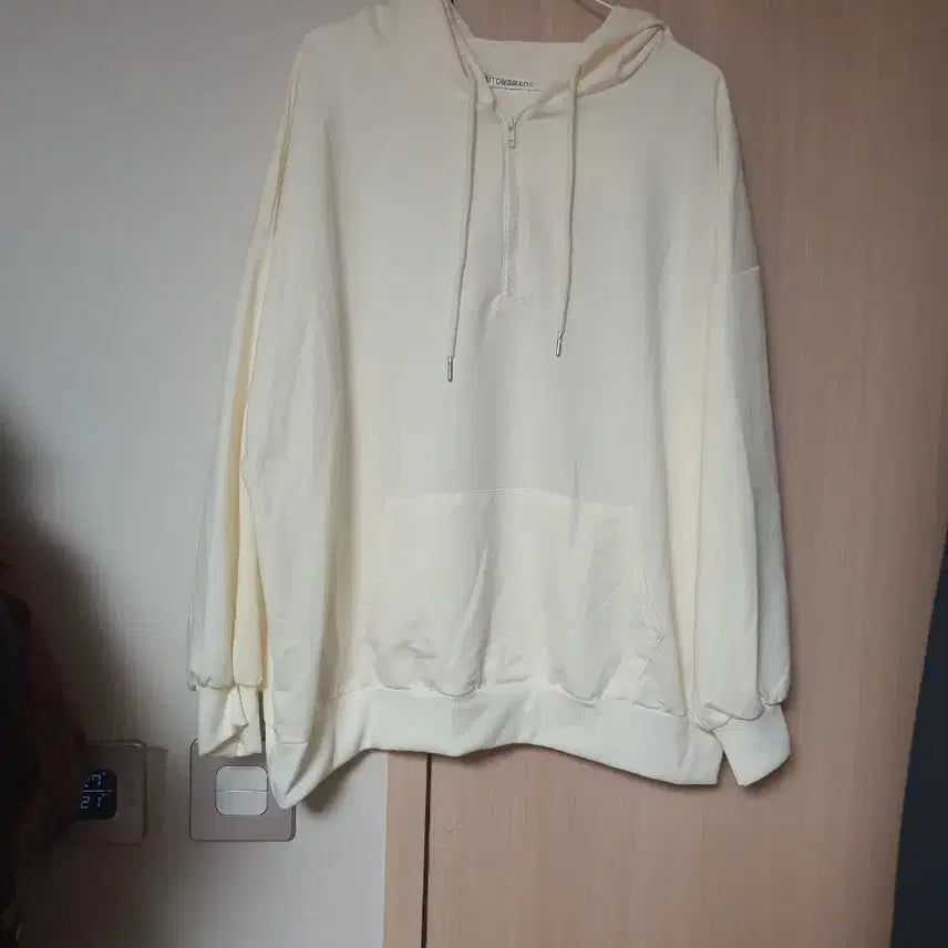 [BUNJANG] Big Size Ivory Oversized Half-Zip Hoodie / 빅사이즈 아이보리색 오버핏 반집업 후드티 100 110