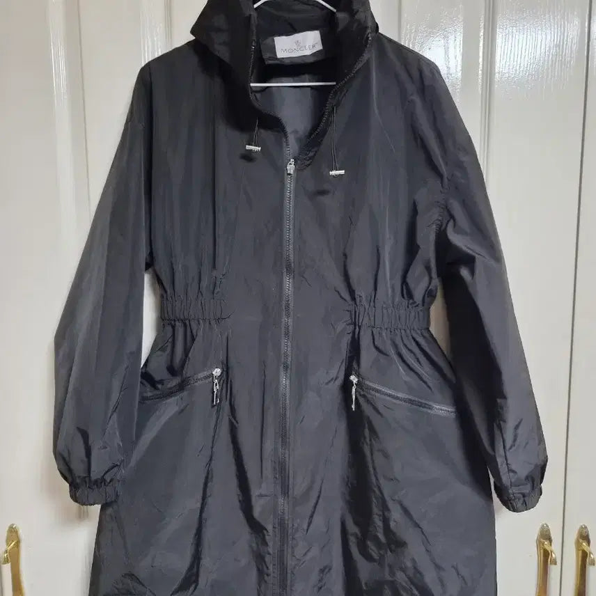[BUNJANG] Moncler Windbreaker Long Jacket / 몽클레르 바람막이 롱 자켓