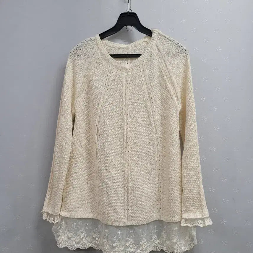 [BUNJANG] Ivory Lace Hem Knit Sweater / 66)아이보리 레이스 밑단 니트