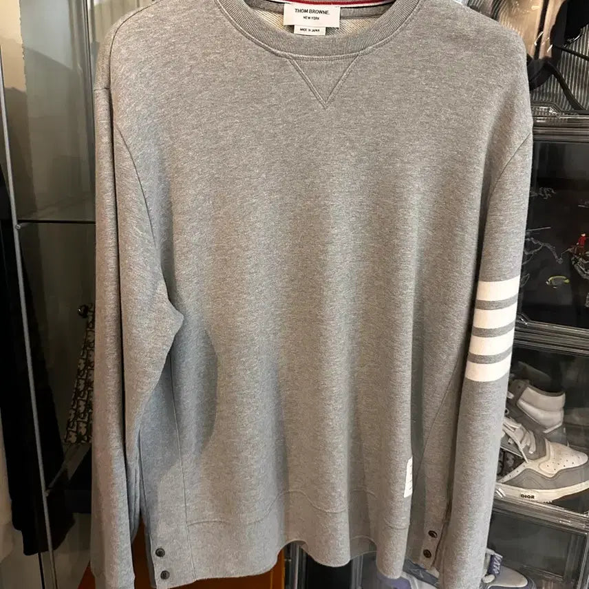 [BUNJANG] Thom Browne Diagonal Sweatshirt Size 7 / 톰브라운 사선 맨투맨 7사이즈 새상품급