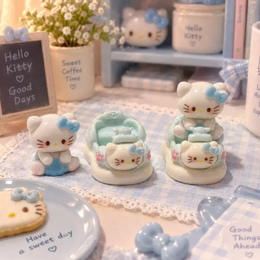 [BUNJANG] Bumper Car Kitty Miniature Figure / 범퍼카 키티 미니어처 피규어