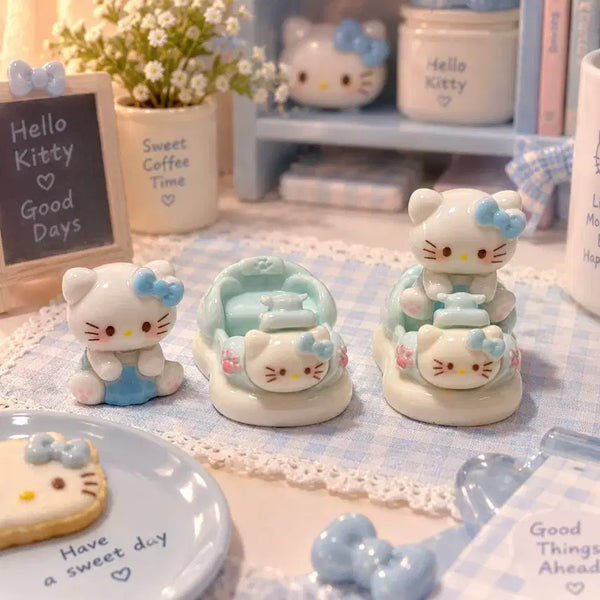 [BUNJANG] Bumper Car Kitty Miniature Figure / 범퍼카 키티 미니어처 피규어