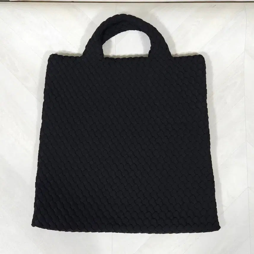[BUNJANG] COS Mini Braided Tote Bag Black Woven 40cm / COS 코스 미니 브레이디드 토트백 블랙 우븐 40cm