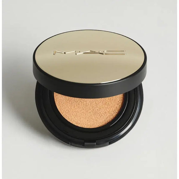 [BUNJANG] MAC Studio Radiance Serum-Powered Cushion Foundation NC15 / 맥 스튜디오 래디언스 세럼-파워드 쿠션 파운데이션 nc15