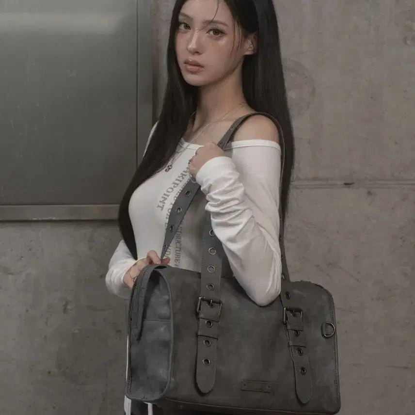 [BUNJANG] Khaki Point Shoulder Bag Gray / 새상품) 카키포인트 숄더백 그레이 / 정가: 18.9만