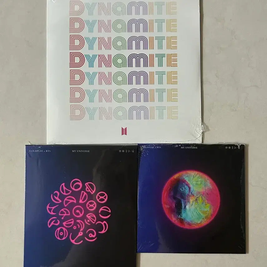 [BUNJANG] BTS & Coldplay My Universe Dynamite LP Bundle Set (3 Items) / [미개봉]  BTS DYNAMITE LP + 방탄소년단 x 콜드플레이 CD 일괄