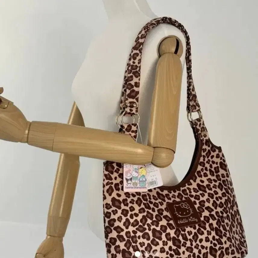 [BUNJANG] Hello Kitty Leopard Print Shoulder Bag / 헬로키티 숄더백