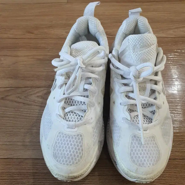 [BUNJANG] Nike Air Max Sneakers White Size 225 / 나이키 에어맥스 운동화 흰색 225