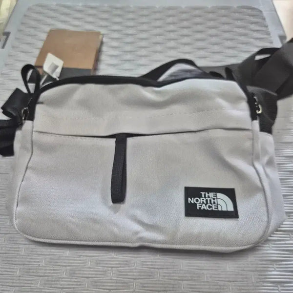 [BUNJANG] The North Face Cross Bag / 노스페이스 크로스