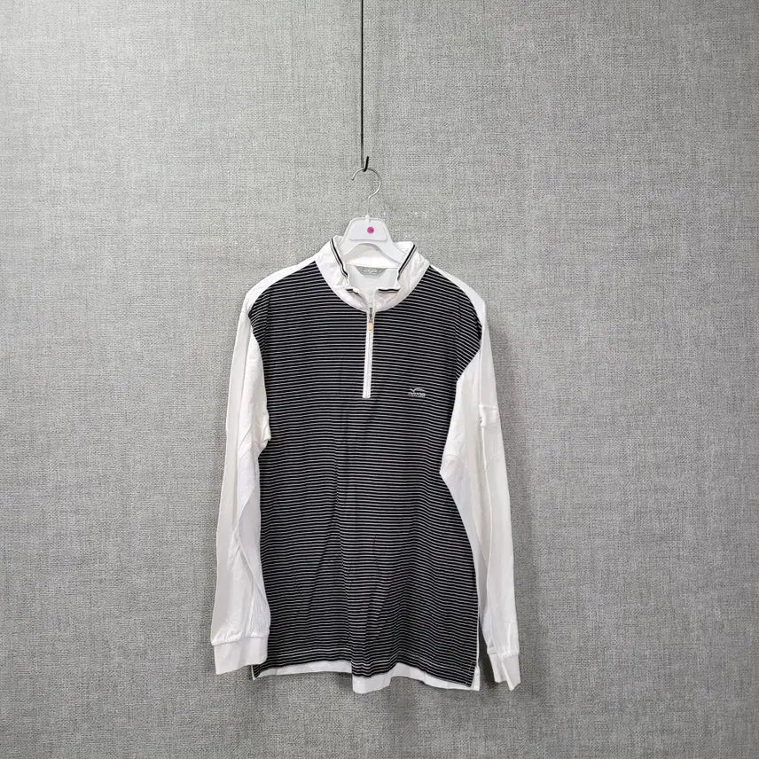 [BUNJANG] Pantone Half-Zip T-shirt Size 100 / ㄹ1094 팬턴 반집티 100