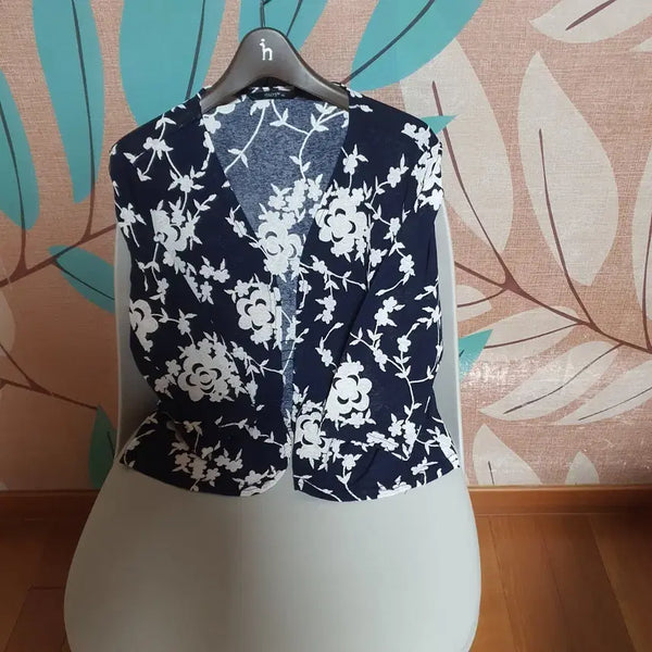 [BUNJANG] Navy Flower Pattern Cardigan / 플라워패턴 가디건