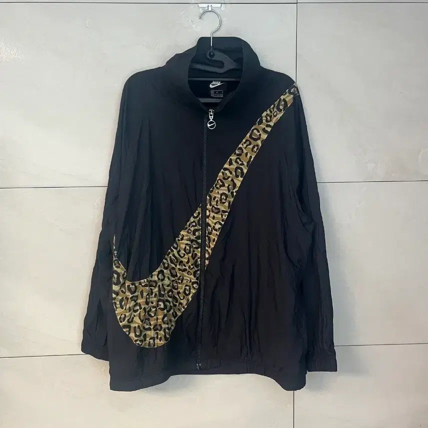 [BUNJANG] Nike Leopard Big Swoosh Windbreaker [M] / 나이키 레오파드 빅스우시 바람막이 [M]