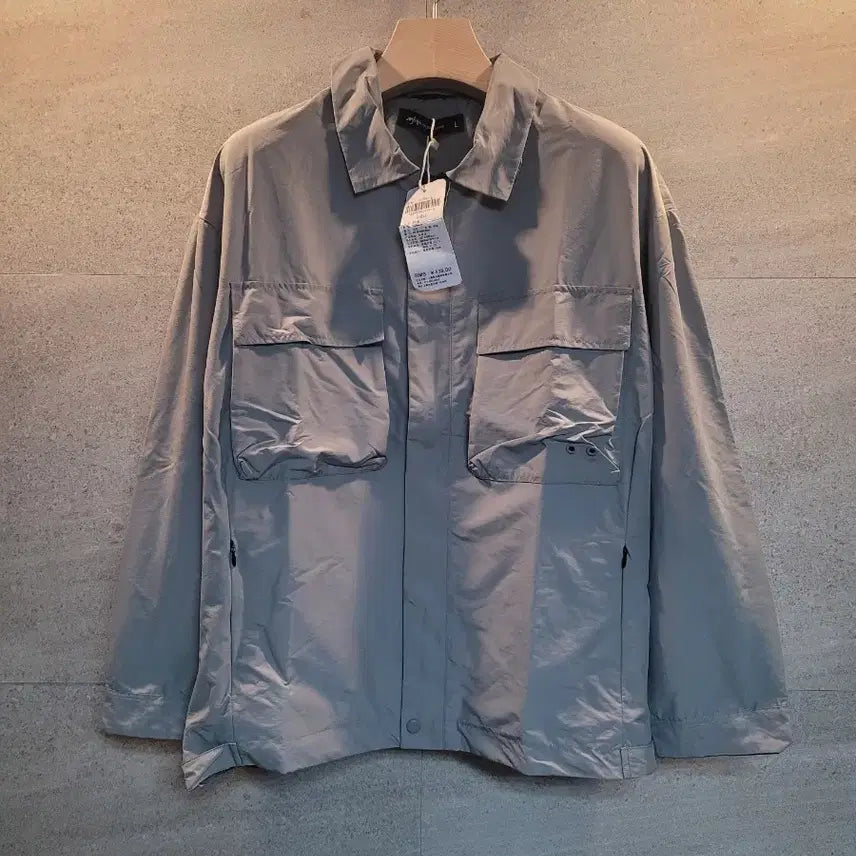 [BUNJANG] Unworn Lightweight Jacket with 3D Pockets / 입체 포켓. 경량 자켓. 미착.