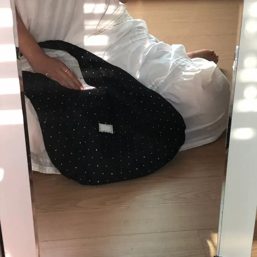 [BUNJANG] Dot Pattern Eco Bag Shoulder Bag - Black/Ivory / 도트 에코백 숄더백  블랙, 아이보리