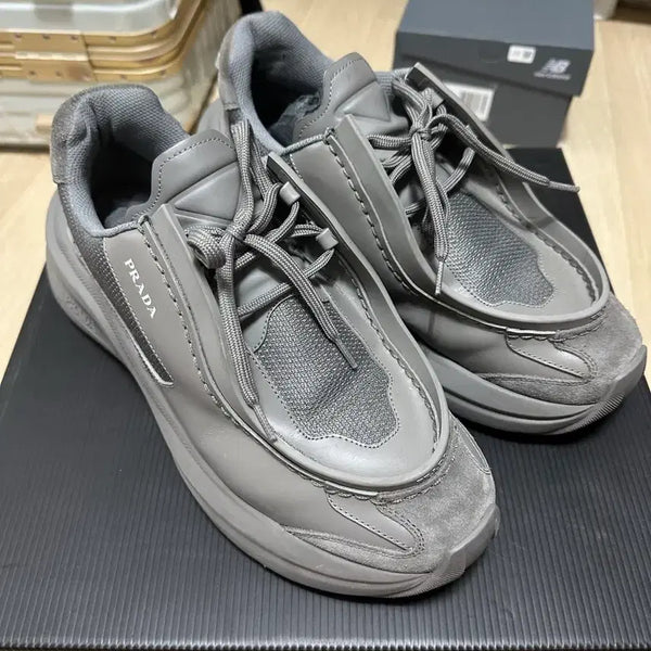 [BUNJANG] Prada Brushed Chunky Leather Sneakers US 9.5 / [285] 프라다 브러시드 청키 레더 스니커즈 US 9.5