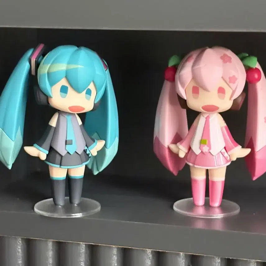 [BUNJANG] Hello Good Smile Miku & Sakura Miku Figures / 헬로굿스마일 미쿠&사쿠라미쿠