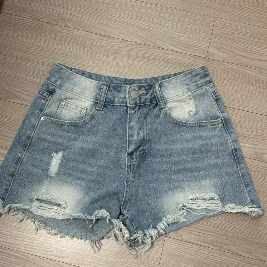 [BUNJANG] Denim Short Pants (Distressed) / 데님 숏팬츠 찢청