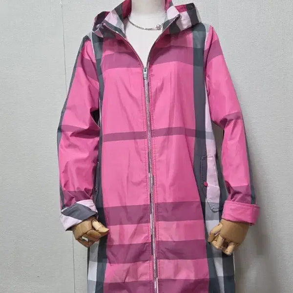 [BUNJANG] JISEN Hooded Windbreaker Jacket / 지센 후드 바람막이