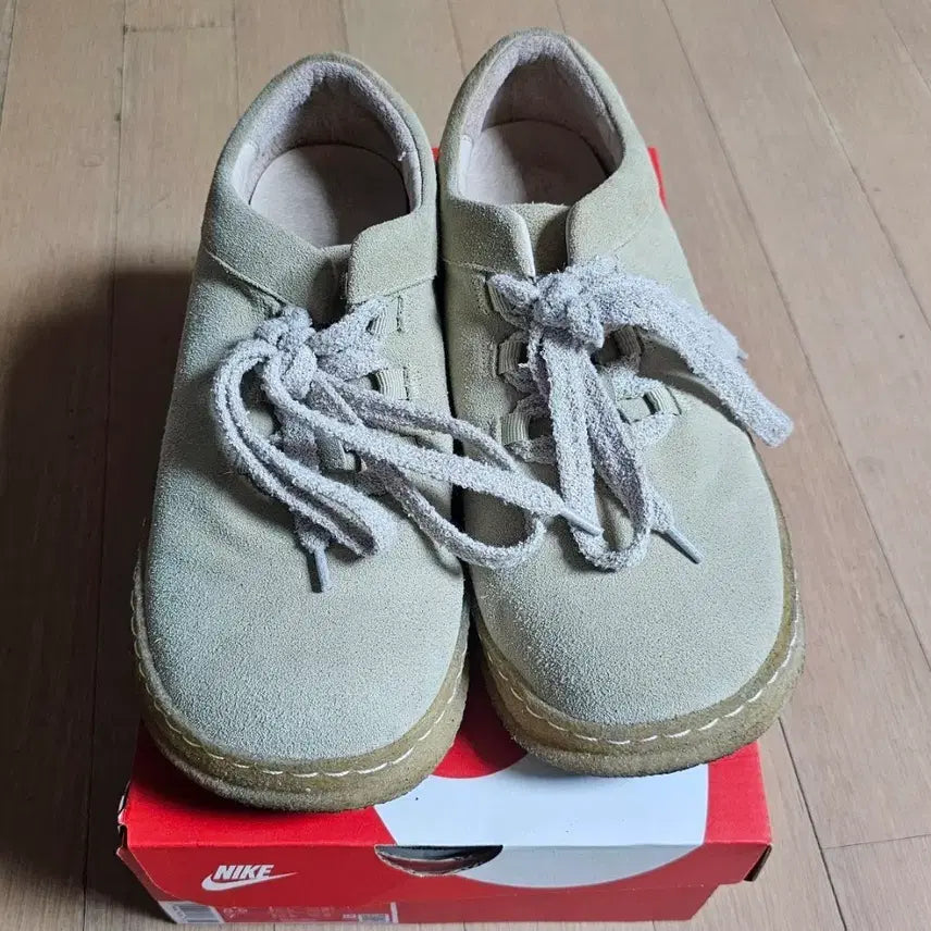 [BUNJANG] Kinch Como 265 Beige Shoes / 킨치 como (꼬모) 265 베이지