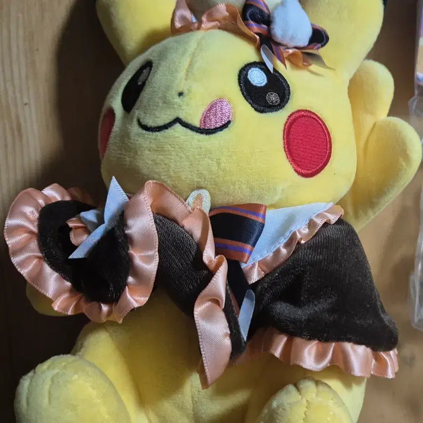 [BUNJANG] Pokemon Halloween Pikachu Plush / 원가)포켓몬 할로윈 피카츄 인형