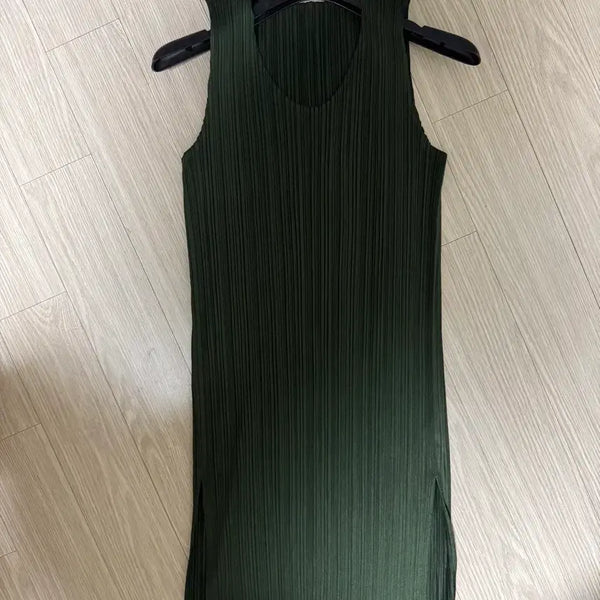 [BUNJANG] Pleats Please Tunic Sleeveless Top Size 3 / 플리츠플리즈 튜닉나시탑
