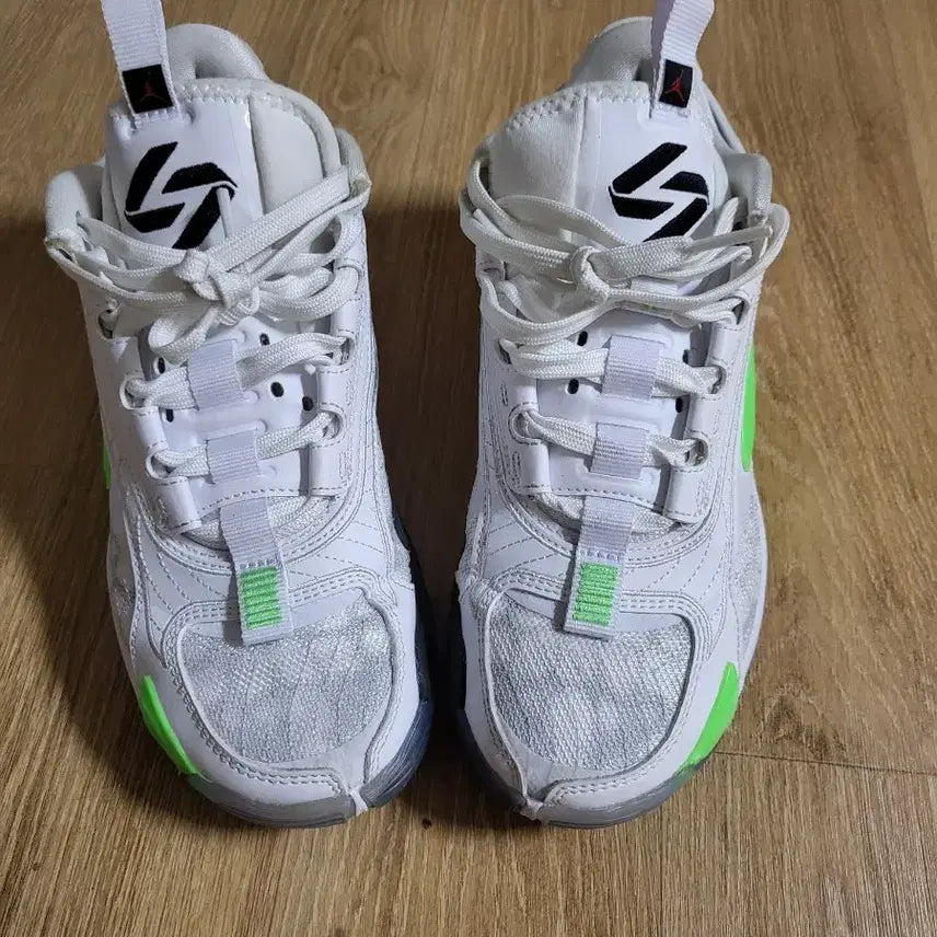 [BUNJANG] Nike Jordan Luka 2 White Lime Sneakers / 235 나이키 조던 루카2 화이트 라임 운동화