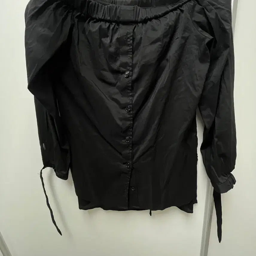 [BUNJANG] EE Numare Black Blouse Shirt / EE 누마레 블랙 블라우스 셔츠